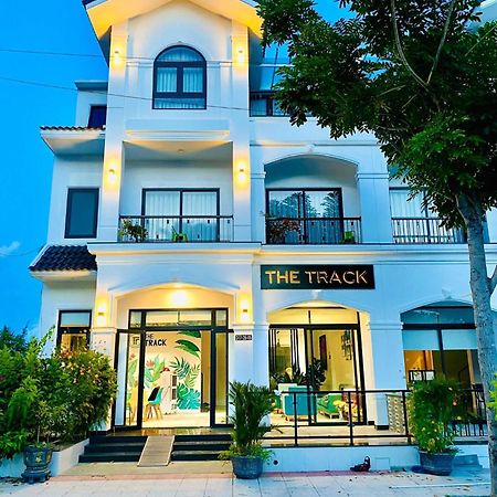 The Track Homestay - Near Bai Dai Beach Cam Lam Екстериор снимка