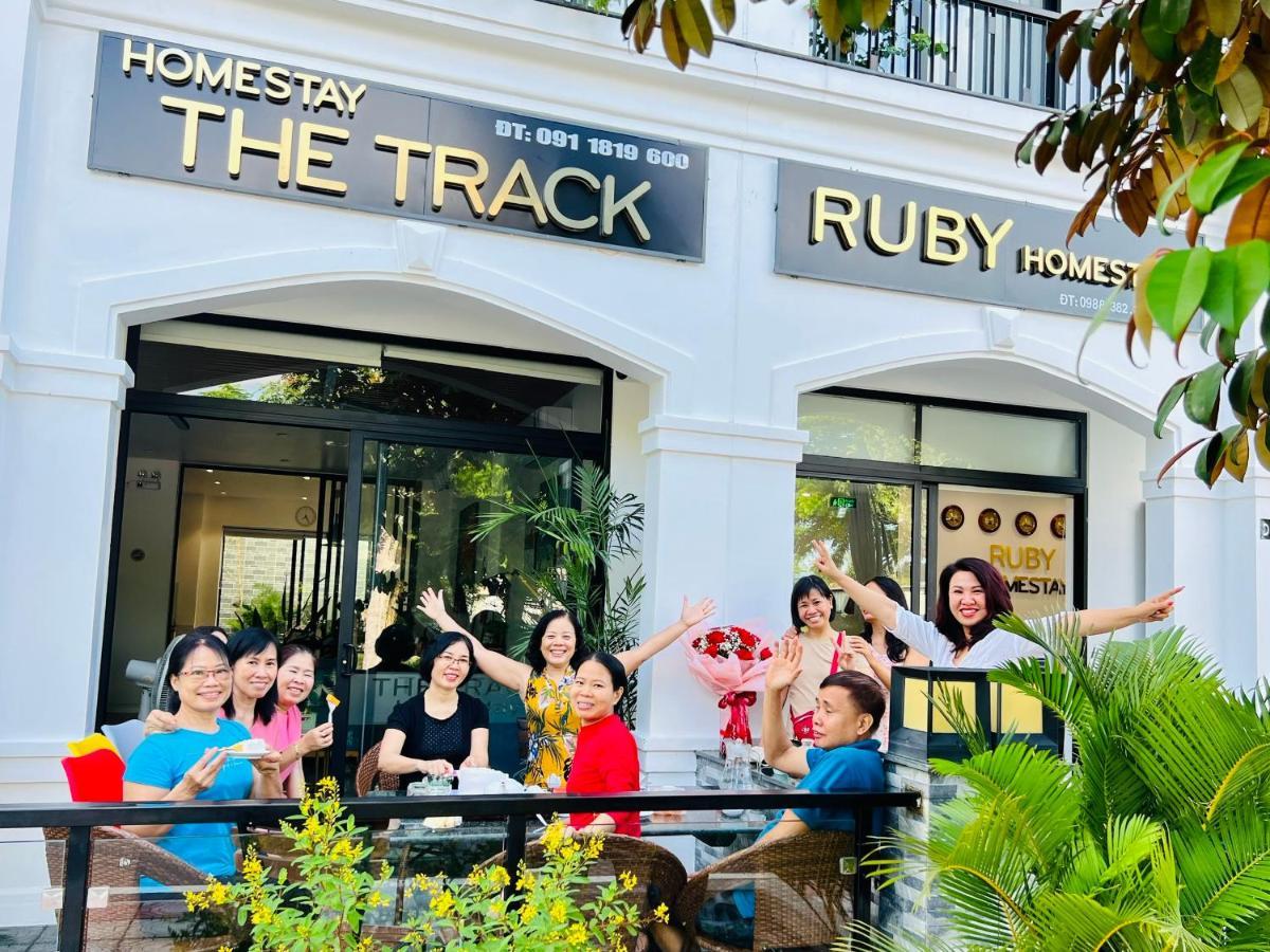 The Track Homestay - Near Bai Dai Beach Cam Lam Екстериор снимка