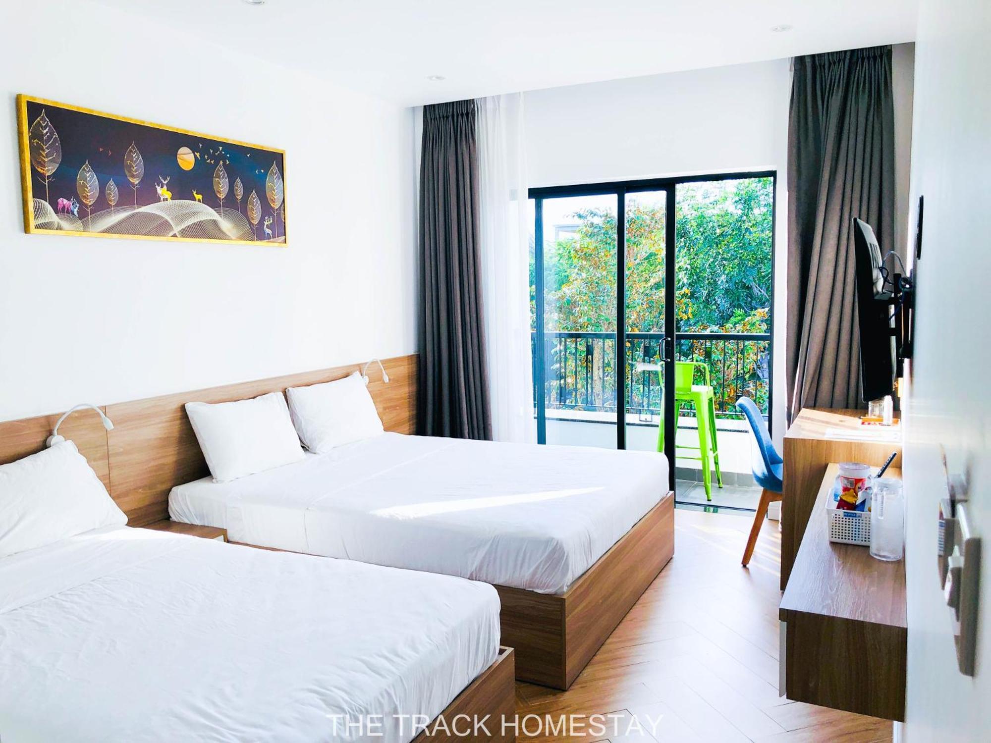 The Track Homestay - Near Bai Dai Beach Cam Lam Екстериор снимка