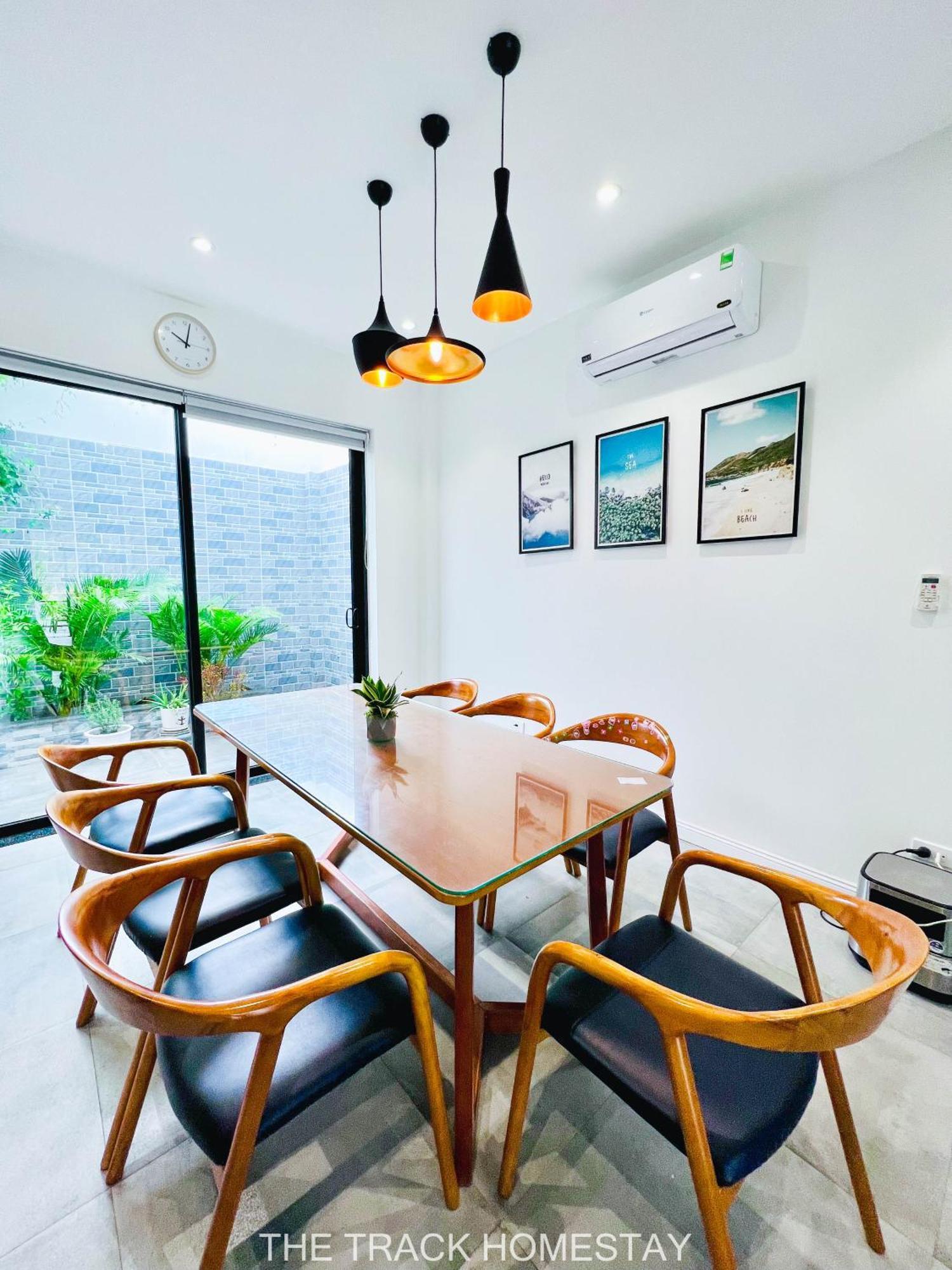 The Track Homestay - Near Bai Dai Beach Cam Lam Екстериор снимка
