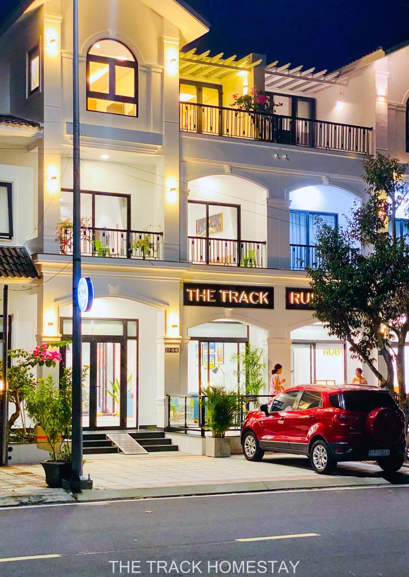 The Track Homestay - Near Bai Dai Beach Cam Lam Екстериор снимка